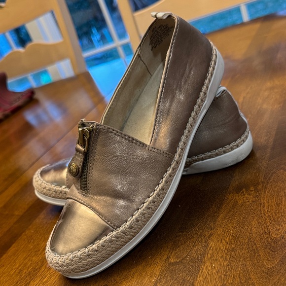 Anne Klein Tan and Gold Espadrille Slip-Ons - Picture 2 of 3